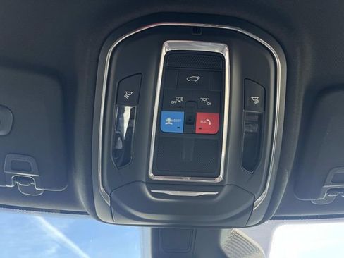 New 2026 Jeep Grand Cherokee Limited image 33