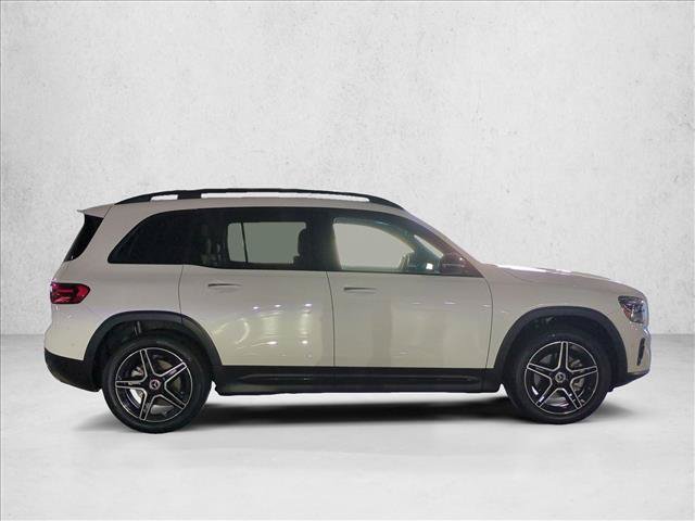 Used 2026 Mercedes-Benz GLB 250 image 4