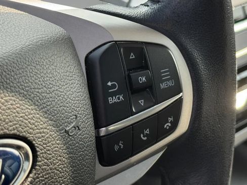 Used 2023 Ford Explorer XLT w/ Equipment Group 202A AWD/4WD image 13