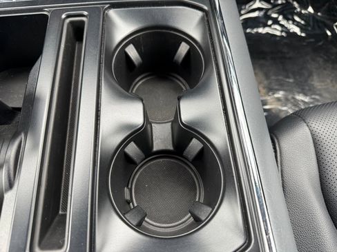 Used 2023 Ford F150 Lariat w/ Trailer Tow Package image 24