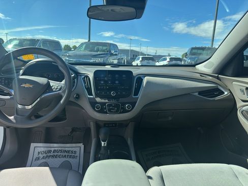 Used 2023 Chevrolet Malibu LS image 20
