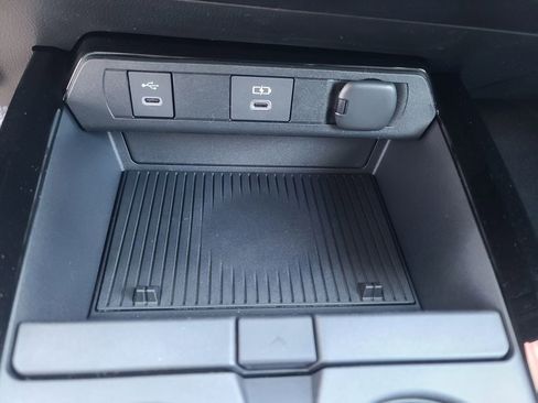 New 2026 Toyota Prius Limited image 34