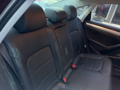 Used 2013 Volkswagen Passat 2.5 SE image 17