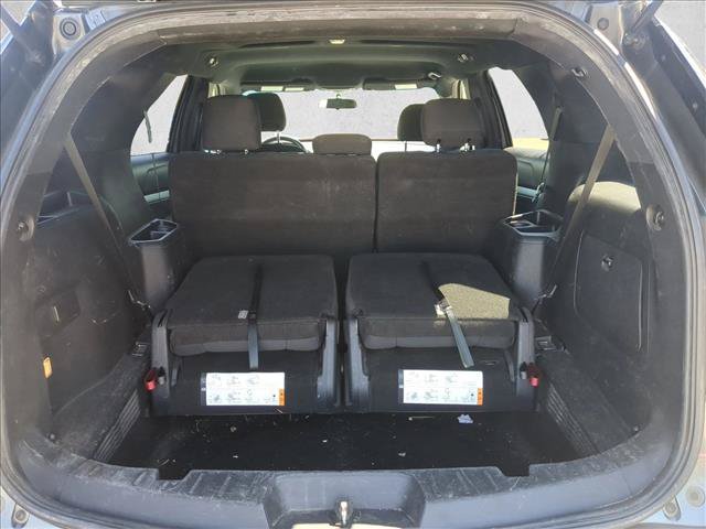 Used 2017 Ford Explorer XLT FWD image 6