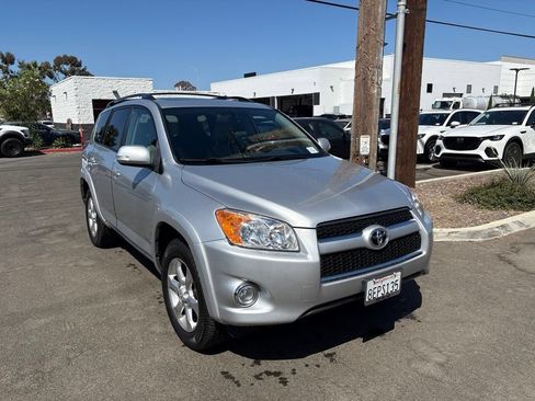 Used 2010 Toyota RAV4 Limited w/ Limited Extra Value Pkg FWD image 5