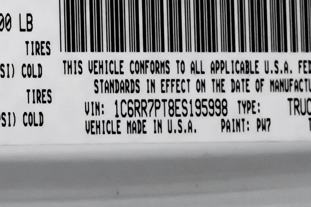 Used 2014 RAM 1500 Laramie Longhorn w/ Convenience Group AWD/4WD image 84