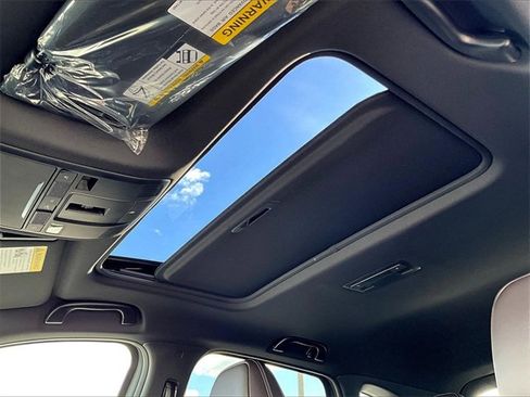 New 2025 MAZDA CX-5 Signature image 14