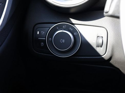 Used 2022 Alfa Romeo Giulia Veloce image 31