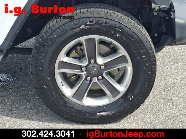 Used 2020 Jeep Wrangler Unlimited Sahara AWD/4WD image 8