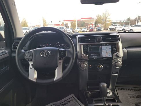 Used 2022 Toyota 4Runner SR5 Premium AWD/4WD image 25