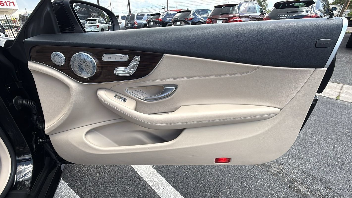 Used 2020 Mercedes-Benz C 300 4MATIC Cabriolet w/ Parking Assistance Package image 22