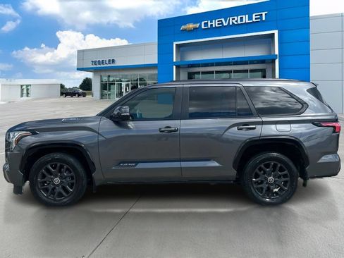 Used 2024 Toyota Sequoia Platinum AWD/4WD image 8