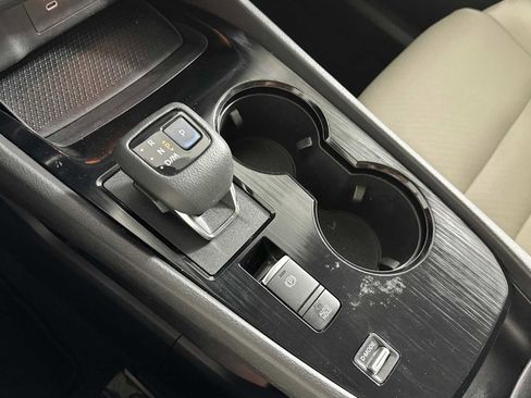 Used 2021 Nissan Rogue SV w/ Premium Package FWD image 22