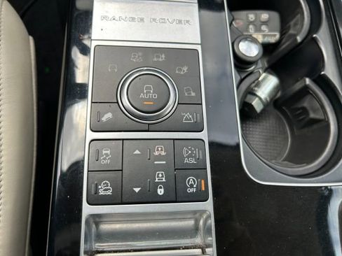 Used 2016 Land Rover Range Rover Long Wheelbase Supercharged image 24