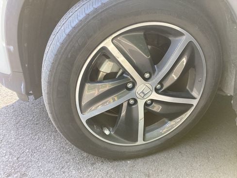 Used 2022 Honda HR-V EX image 6