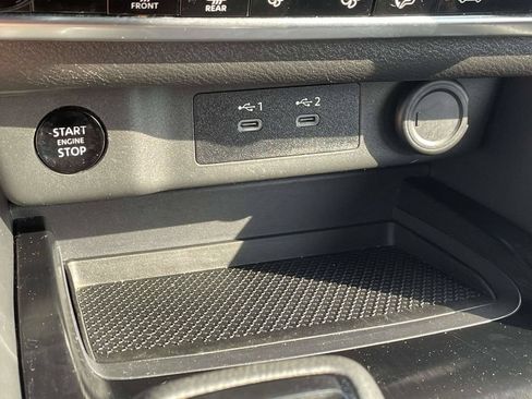 Used 2024 Nissan Rogue SV AWD/4WD image 19