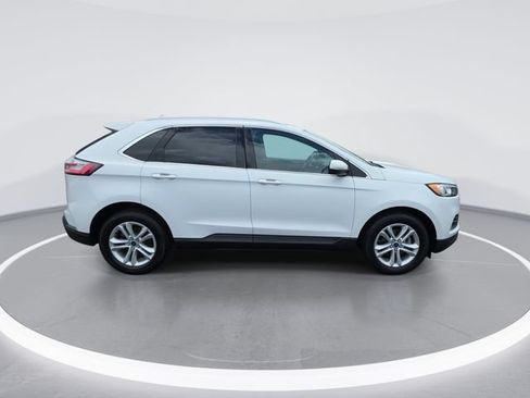 Used 2019 Ford Edge SEL w/ Equipment Group 201A FWD image 9
