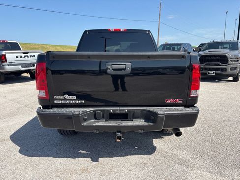 Used 2011 GMC Sierra 1500 Denali RWD image 5