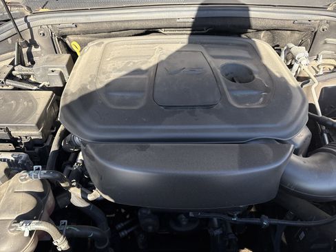 Used 2020 Jeep Grand Cherokee Limited w/ Luxury Group II image 33