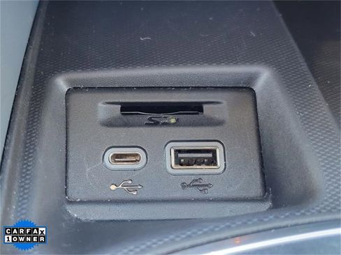 Used 2024 Buick Enclave Essence w/ Experience Buick Package image 34