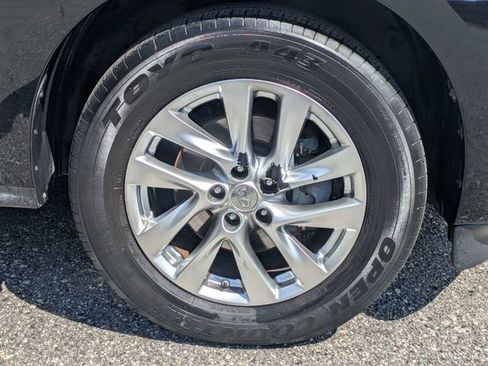 Used 2013 INFINITI JX35 AWD w/ Premium Pkg image 11