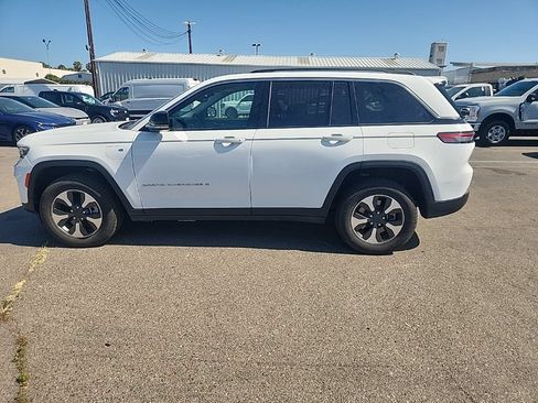 Used 2024 Jeep Grand Cherokee Limited 4xe AWD/4WD image 10