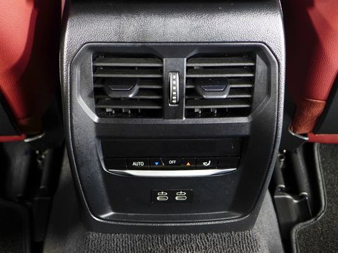 Used 2023 BMW i4 eDrive35 RWD image 24