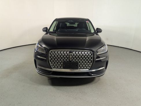 Used 2023 Lincoln Corsair Standard image 2