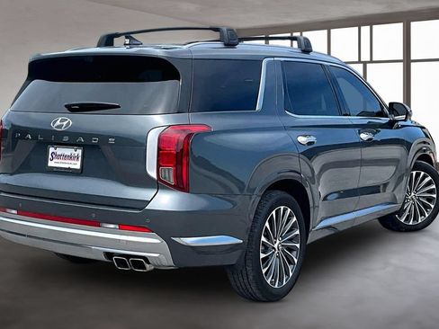 Used 2024 Hyundai Palisade Calligraphy FWD image 6
