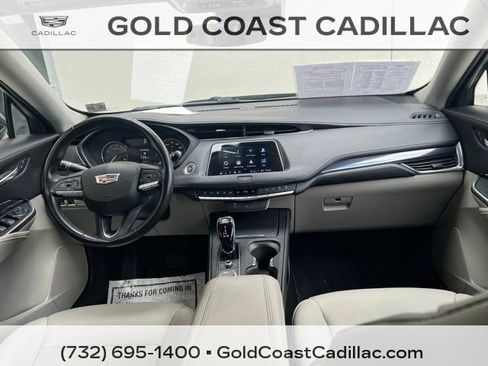 Certified 2023 Cadillac XT4 Luxury FWD image 10