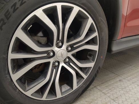 Used 2019 Mitsubishi Outlander Sport ES FWD image 31