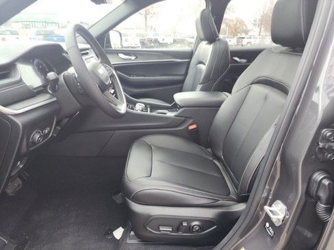 New 2025 Jeep Grand Cherokee L Limited image 20