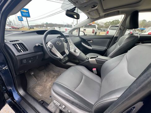 Used 2013 Toyota Prius Four image 26