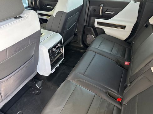 Used 2025 GMC Hummer EV 3X w/ LPO, Sport Package AWD/4WD image 11