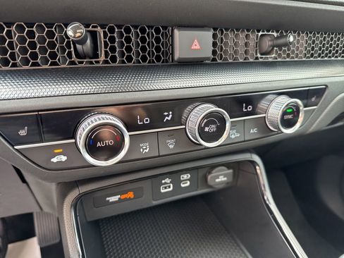 Used 2023 Honda CR-V EX image 21