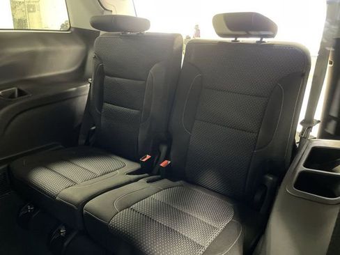 Used 2023 GMC Acadia SLE w/ Driver Convenience Package image 23