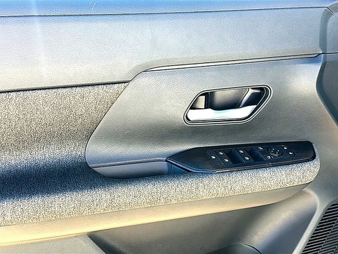 New 2026 Nissan Kicks SV w/ SV Premium Package image 13