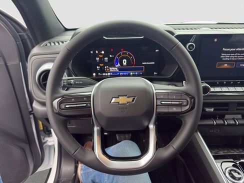 Used 2026 Chevrolet Colorado LT w/ Advanced Trailering Package AWD/4WD image 10