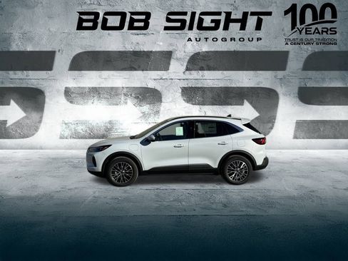 New 2025 Ford Escape SE w/ PHEV Premium Package image 36