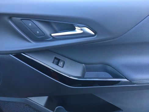 New 2026 Chevrolet Equinox LT w/ Safety and Technology Package image 12