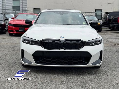 Used 2025 BMW M340i xDrive w/ Parking Assistance Package AWD/4WD image 2
