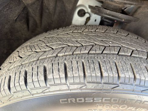 Used 2025 Buick Enclave Sport Touring FWD image 12