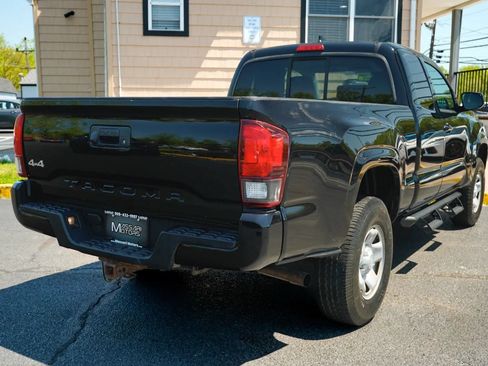 Used 2019 Toyota Tacoma SR w/ SR Convenience Package AWD/4WD image 5