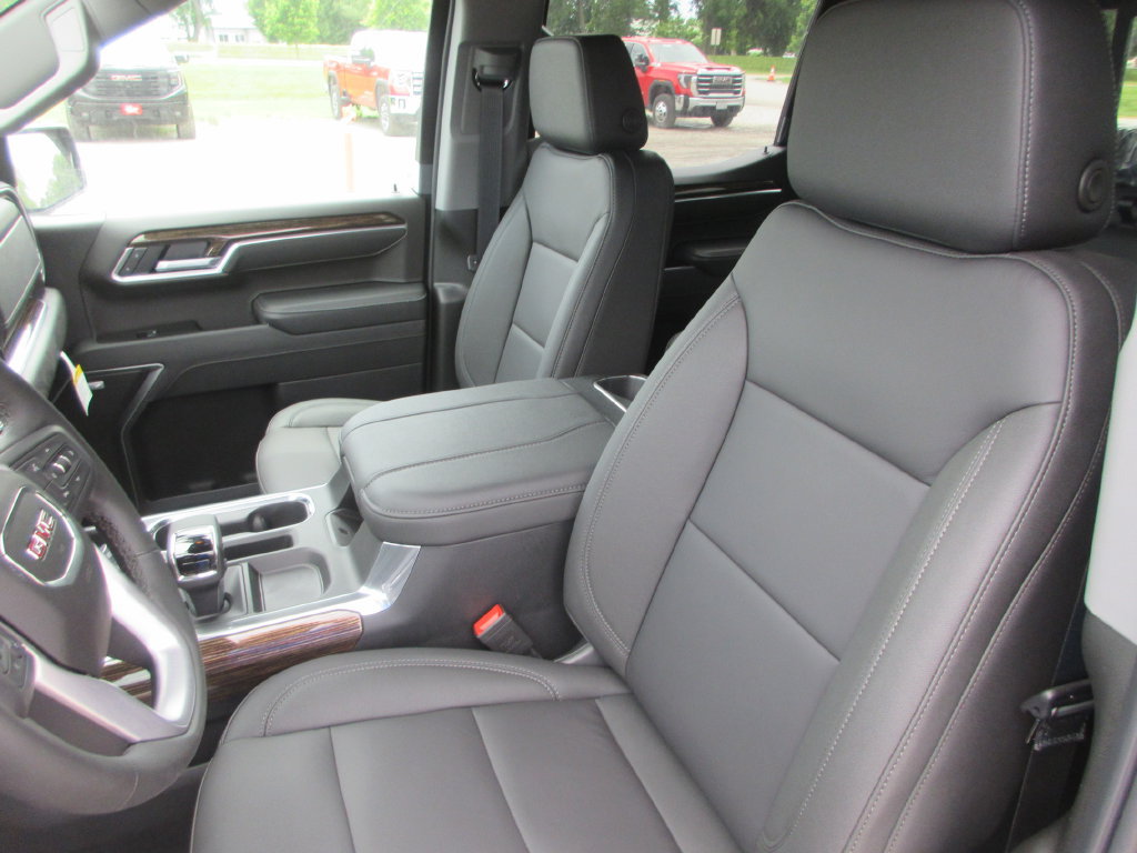 New 2026 GMC Sierra 1500 Elevation w/ Elevation Premium Package AWD/4WD image 13