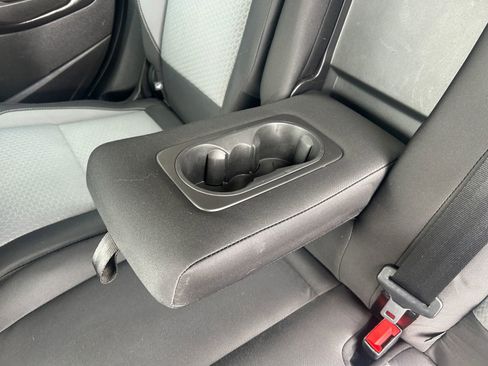 Used 2018 Ford Escape SE w/ SE Sync 3 Package image 31