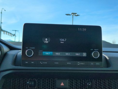 Used 2025 Honda CR-V LX image 25