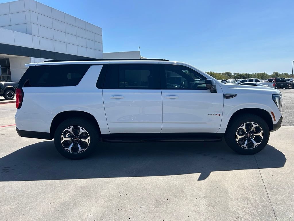 New 2026 GMC Yukon XL AT4 AWD/4WD image 6