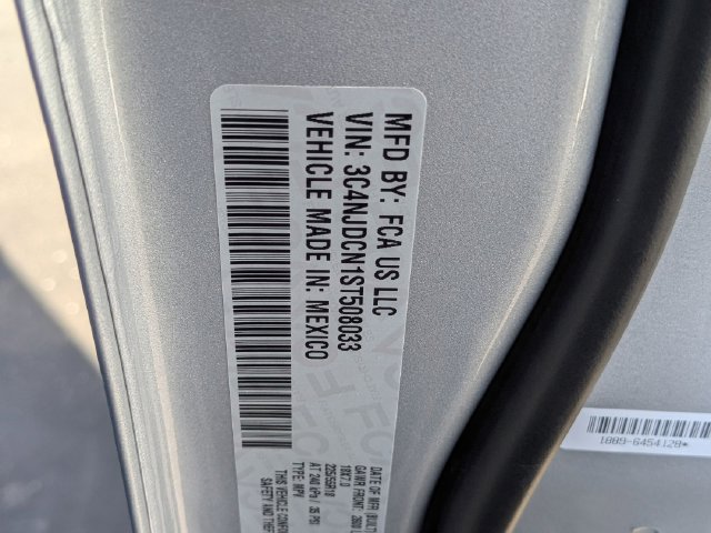 Used 2025 Jeep Compass Limited AWD/4WD image 33