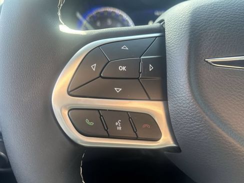 New 2026 Chrysler Pacifica Select FWD image 25