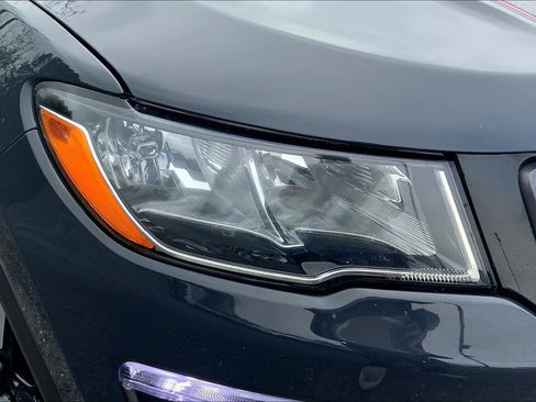 Used 2018 Jeep Compass Trailhawk w/ Navigation Group image 25